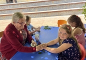 Návštěva seniorů z DS Mistra Křišťana ve školce