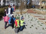 Děti z prachatického Paraplíčka pomohly jaru