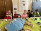 3.třída navštívila Velikonoční výstavu výrobků seniorů
